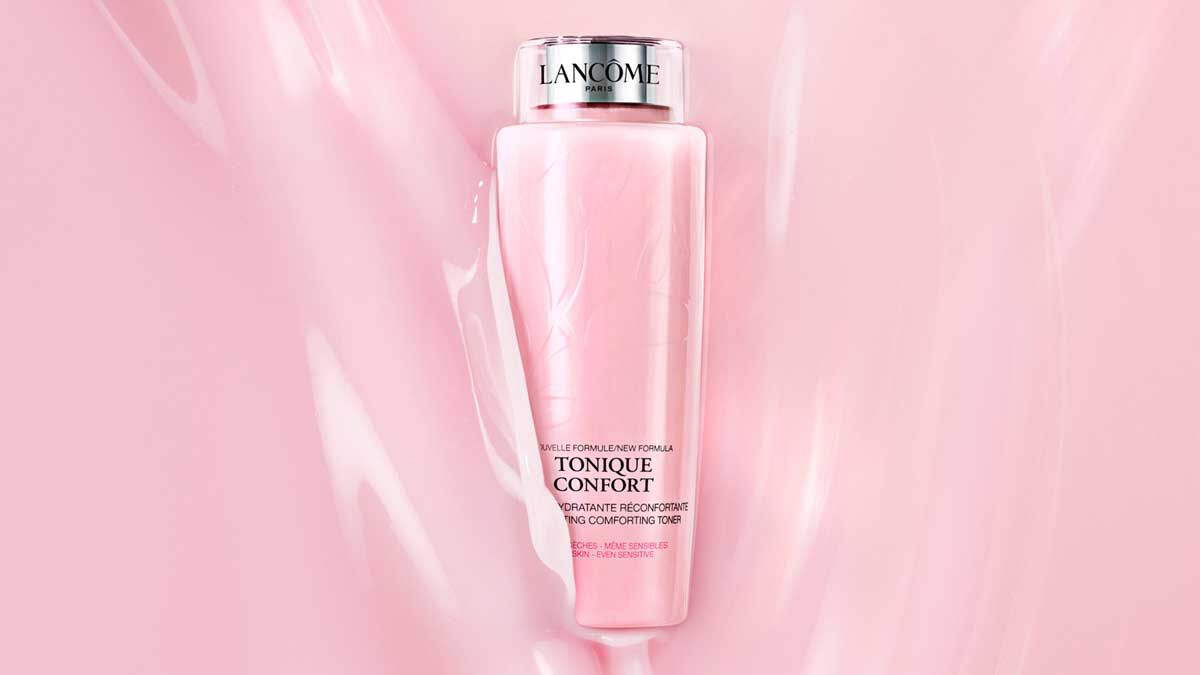 Use toner in skincare routine