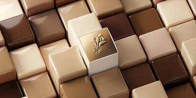 Zendaya How To Apply Concealer Under Eye